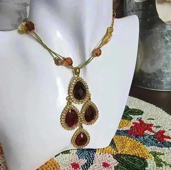 🤎Pre loved Fashion Jewelry✨️ - Picture 1 of 3